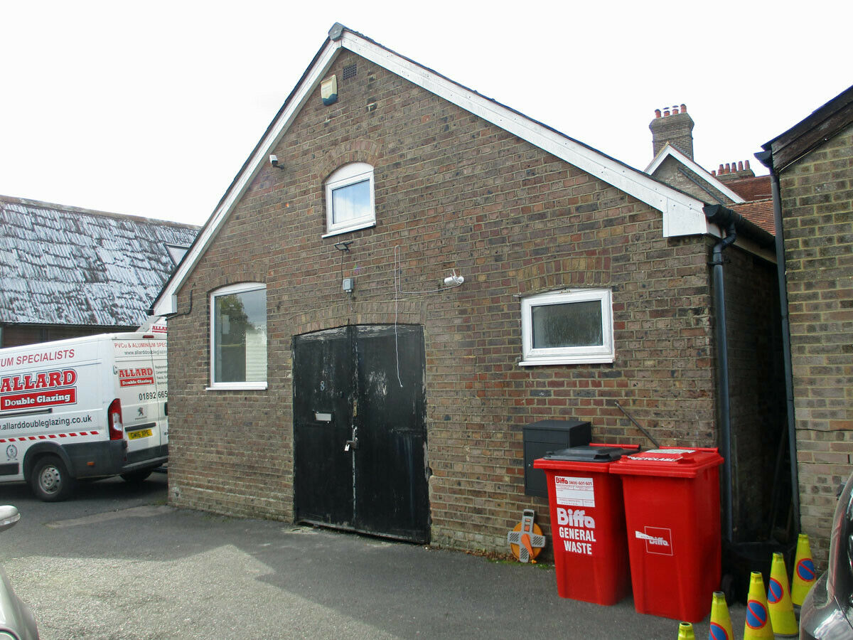 8 Connors Yard, Beeches Road, Crowborough